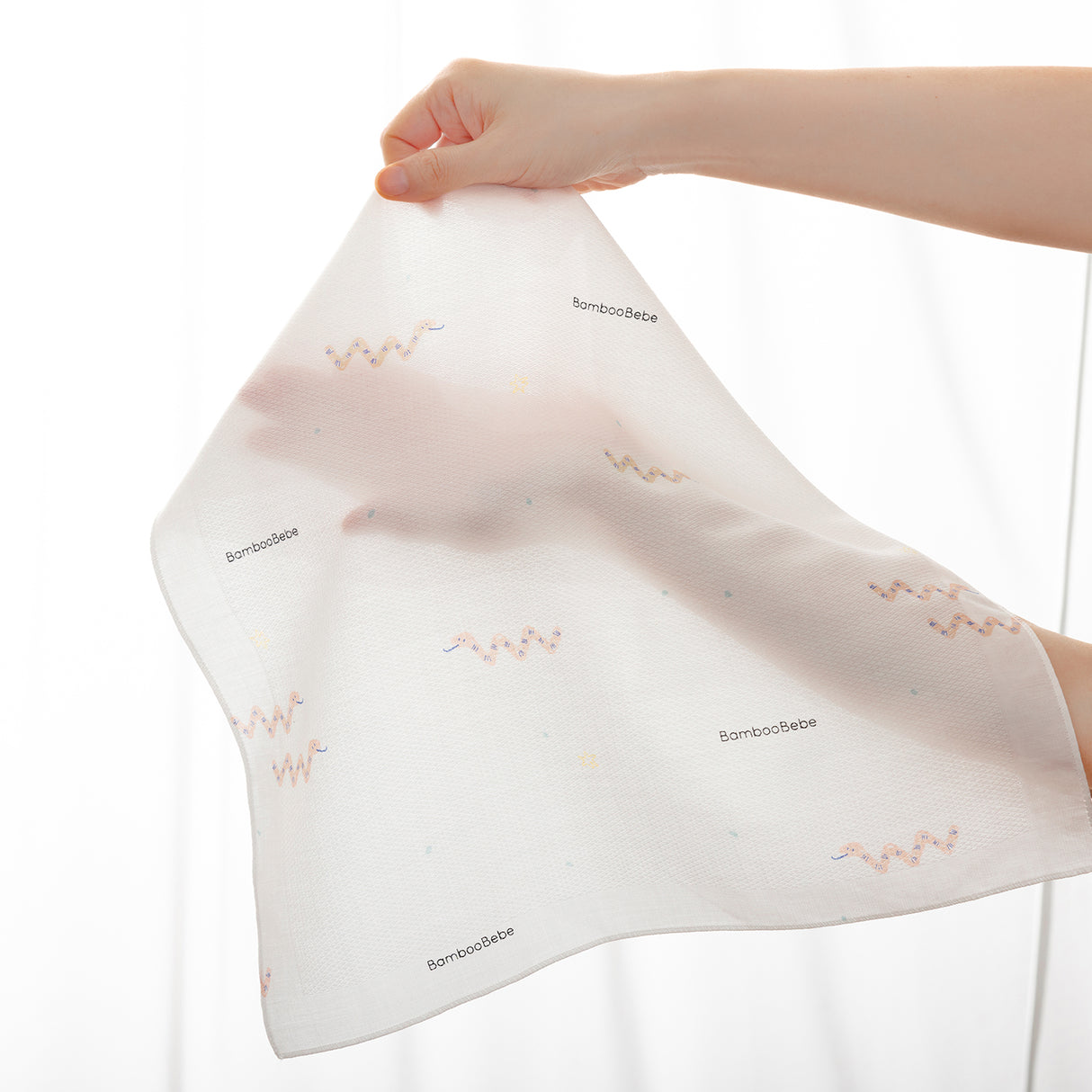 밤부베베 시그니처 엠보 손수건 유쾌한 배얌이 (6장)