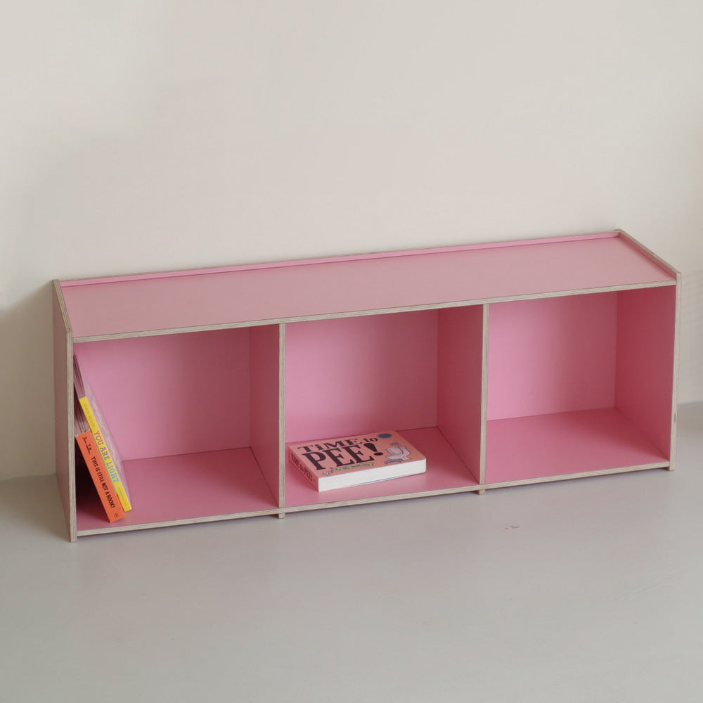 BOOK SHELVES 3X1