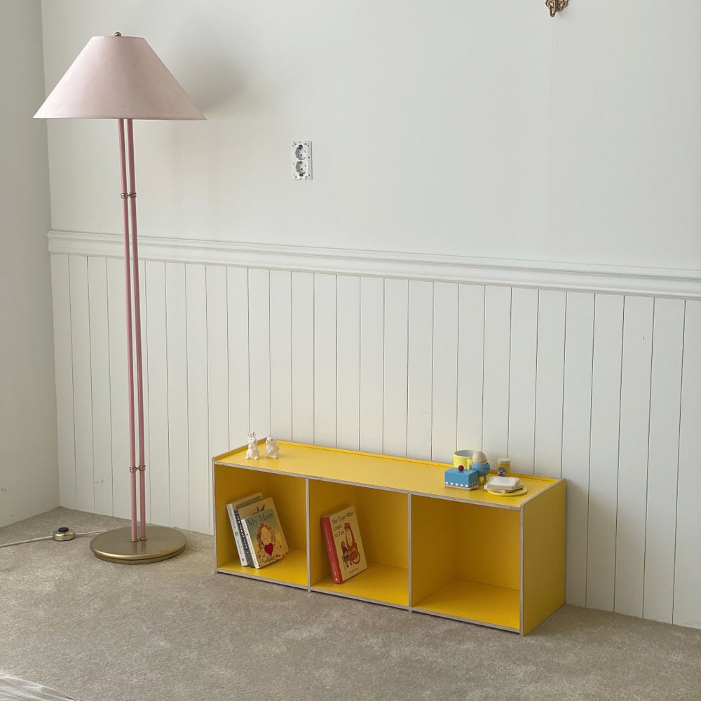 BOOK SHELVES 3X1