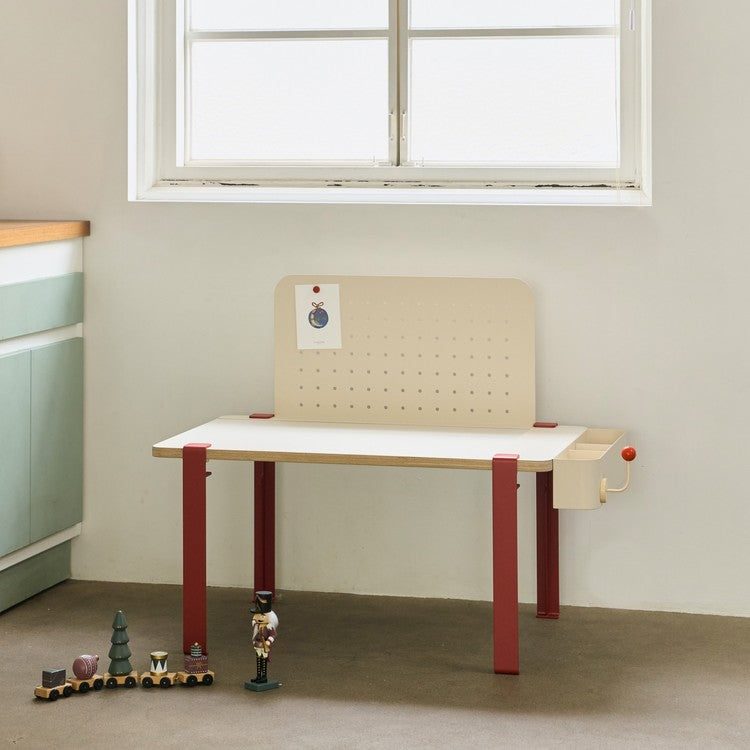 Clip PegBoard