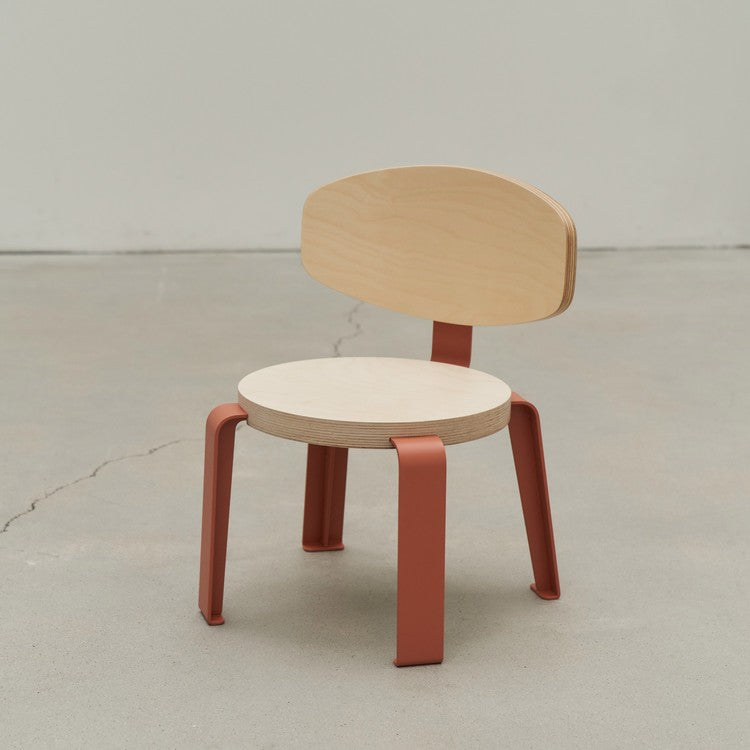 MU. Chair