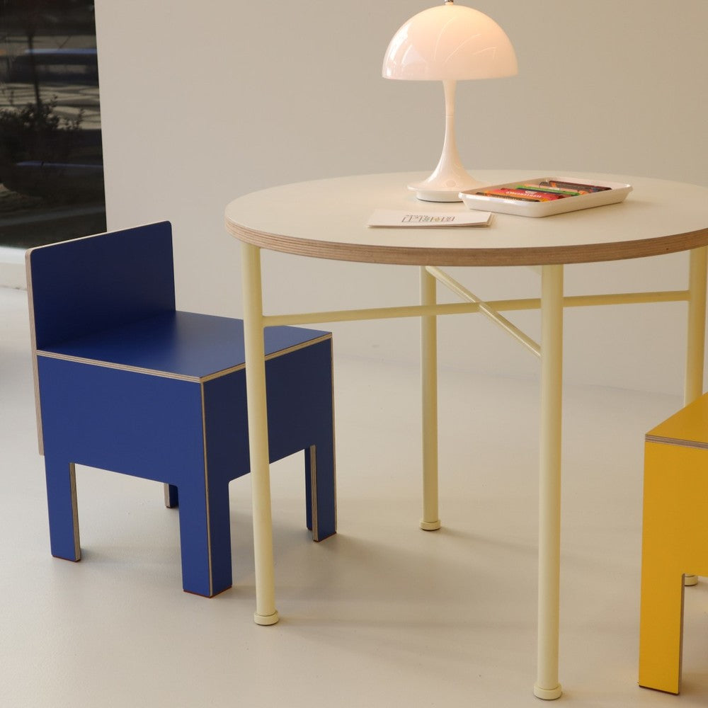 TINY CHAIR